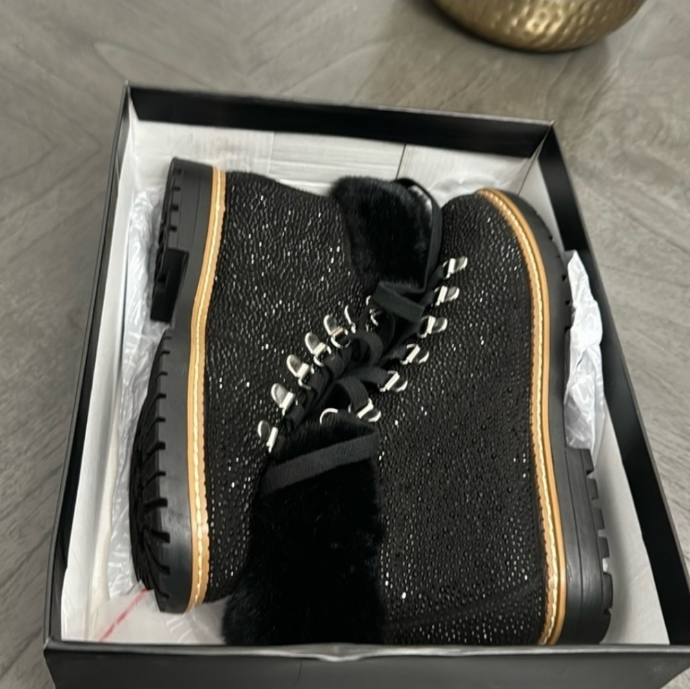 Black Women's Lace-Up Boots with Fur and Gems